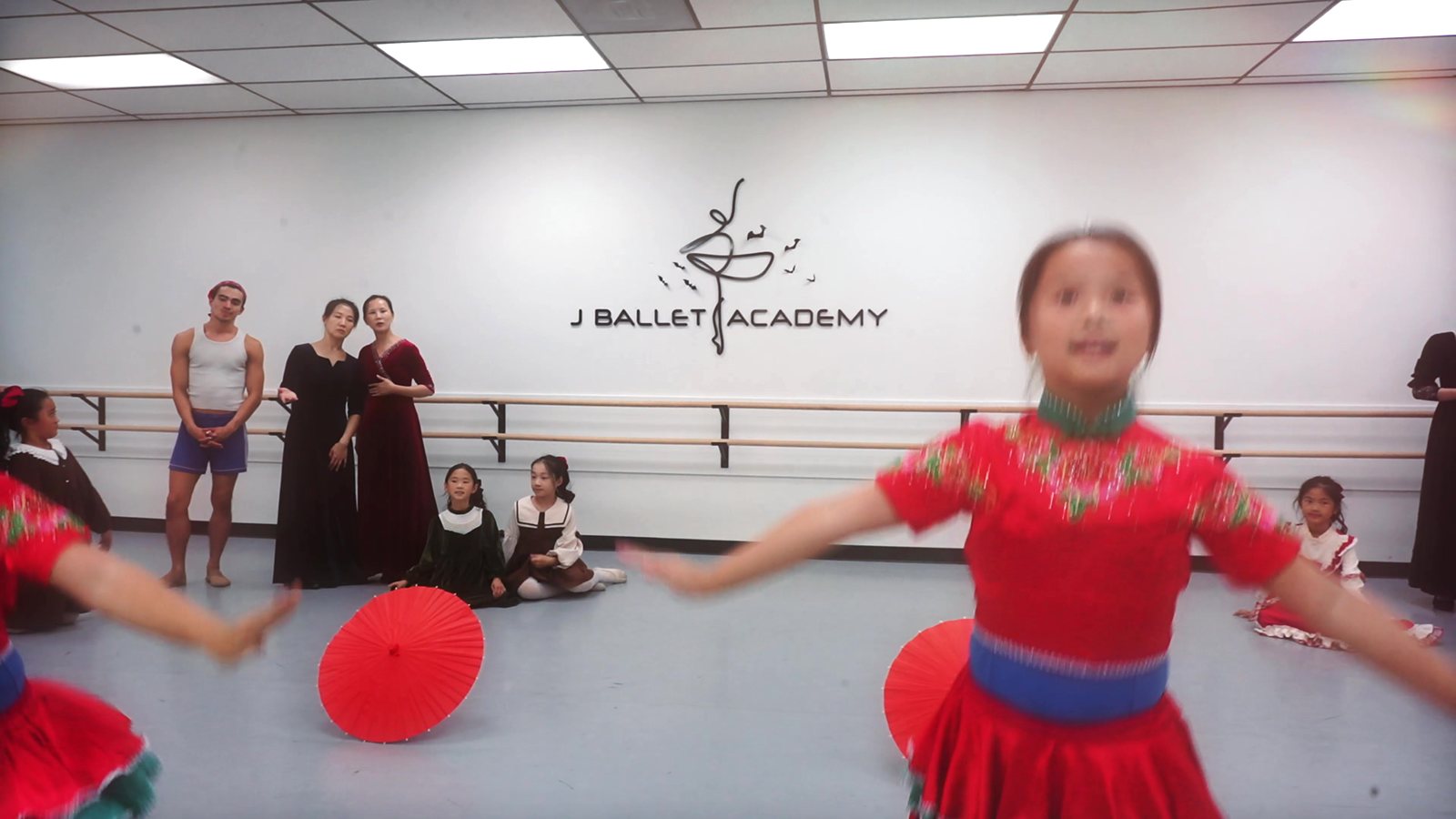 J Ballet·The Magical Nutcracker